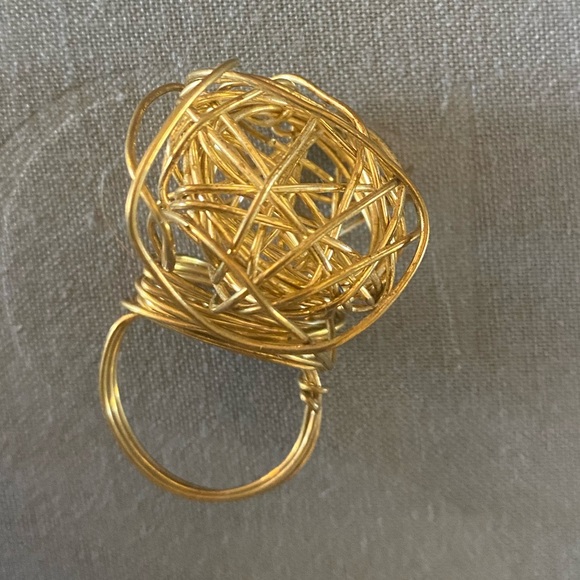 Wire Ring - Picture 5 of 11